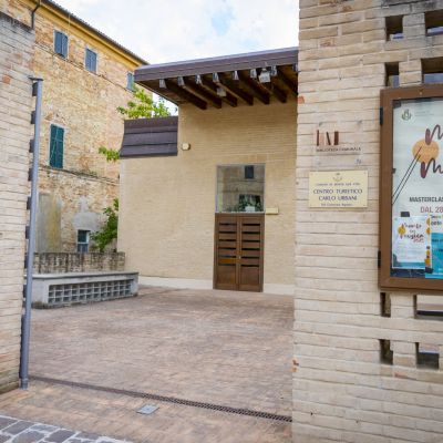 centro turistico carlo urbani monte san vito